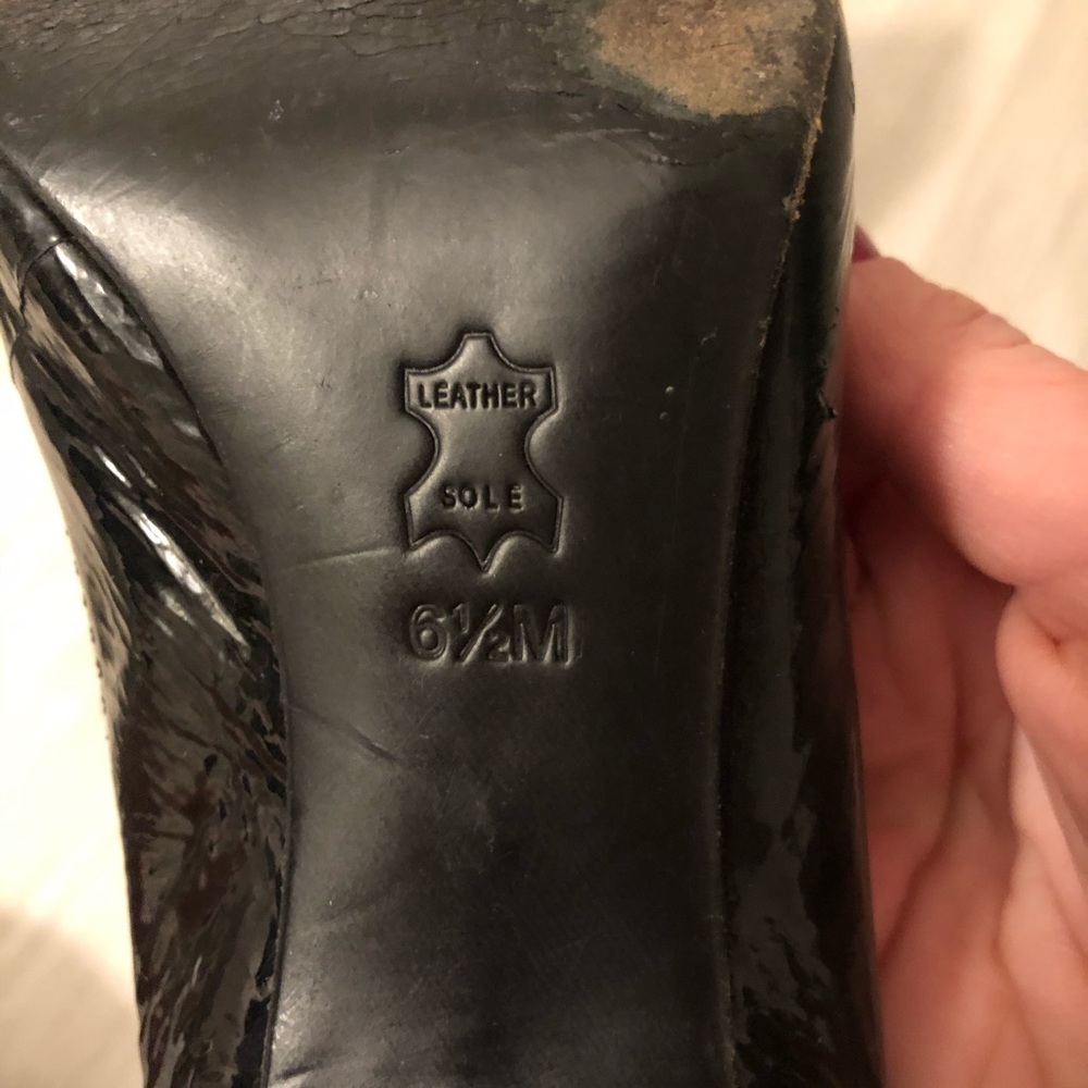 {Tory Burch} Caroline Elastic Shiny Black Mid - image 7